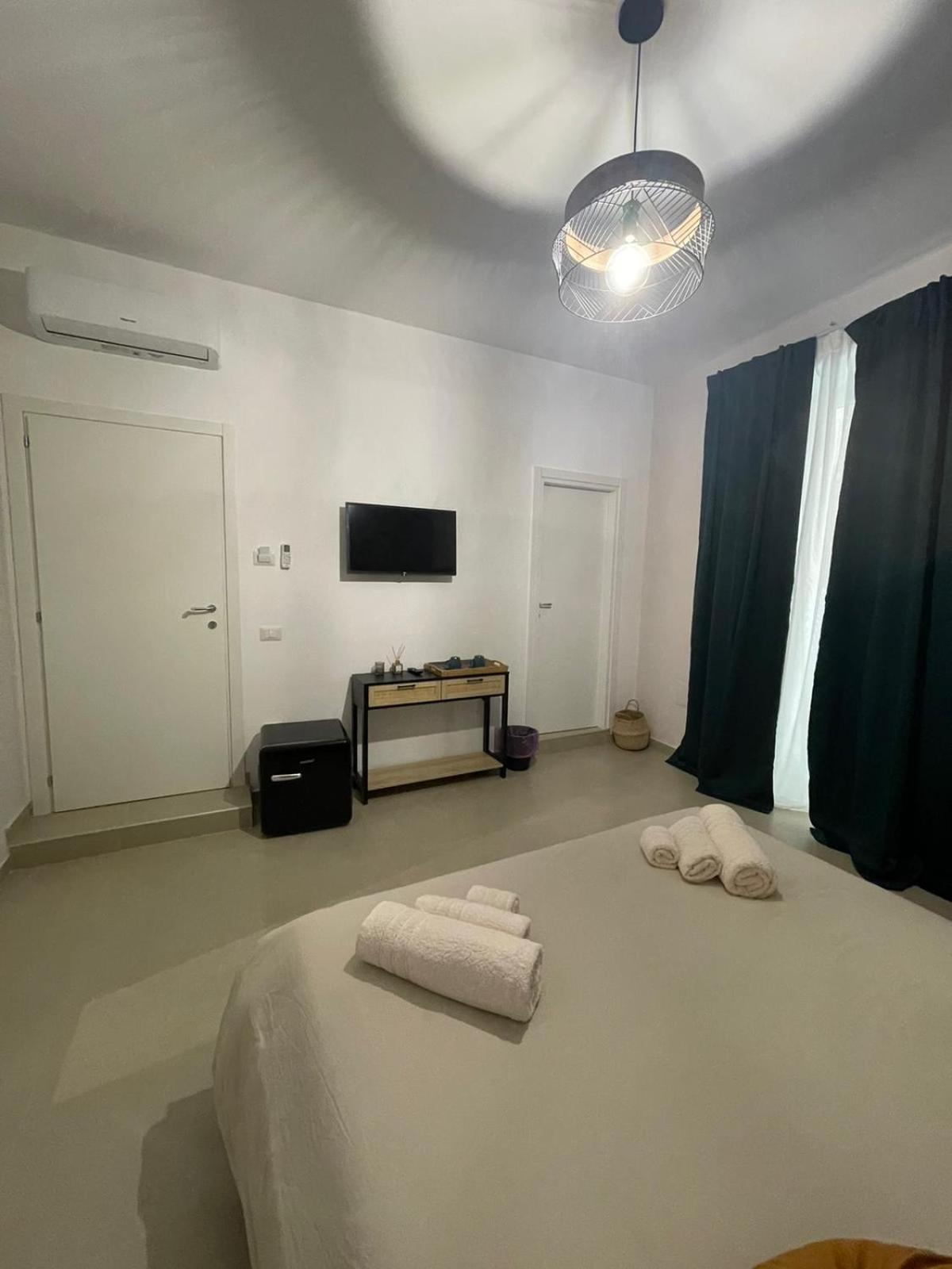 Domus Carmela Bed and Breakfast Napels Buitenkant foto