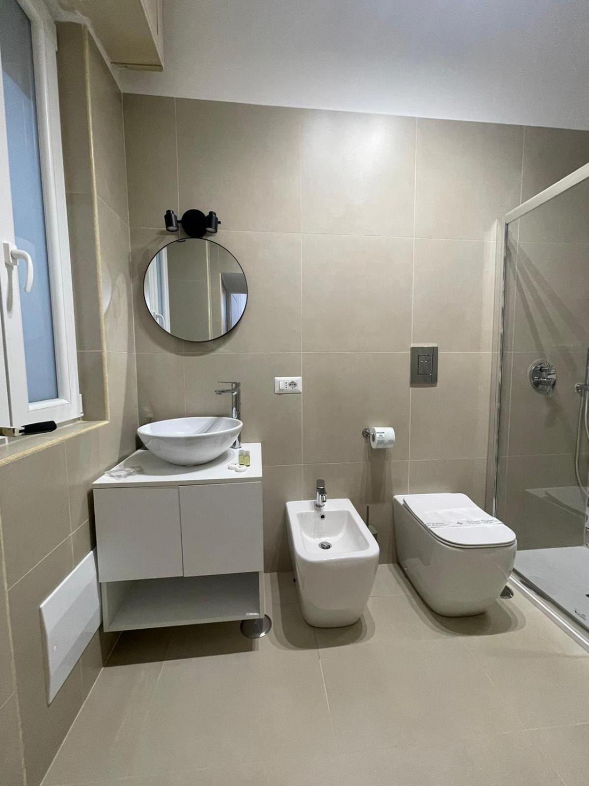 Domus Carmela Bed and Breakfast Napels Buitenkant foto