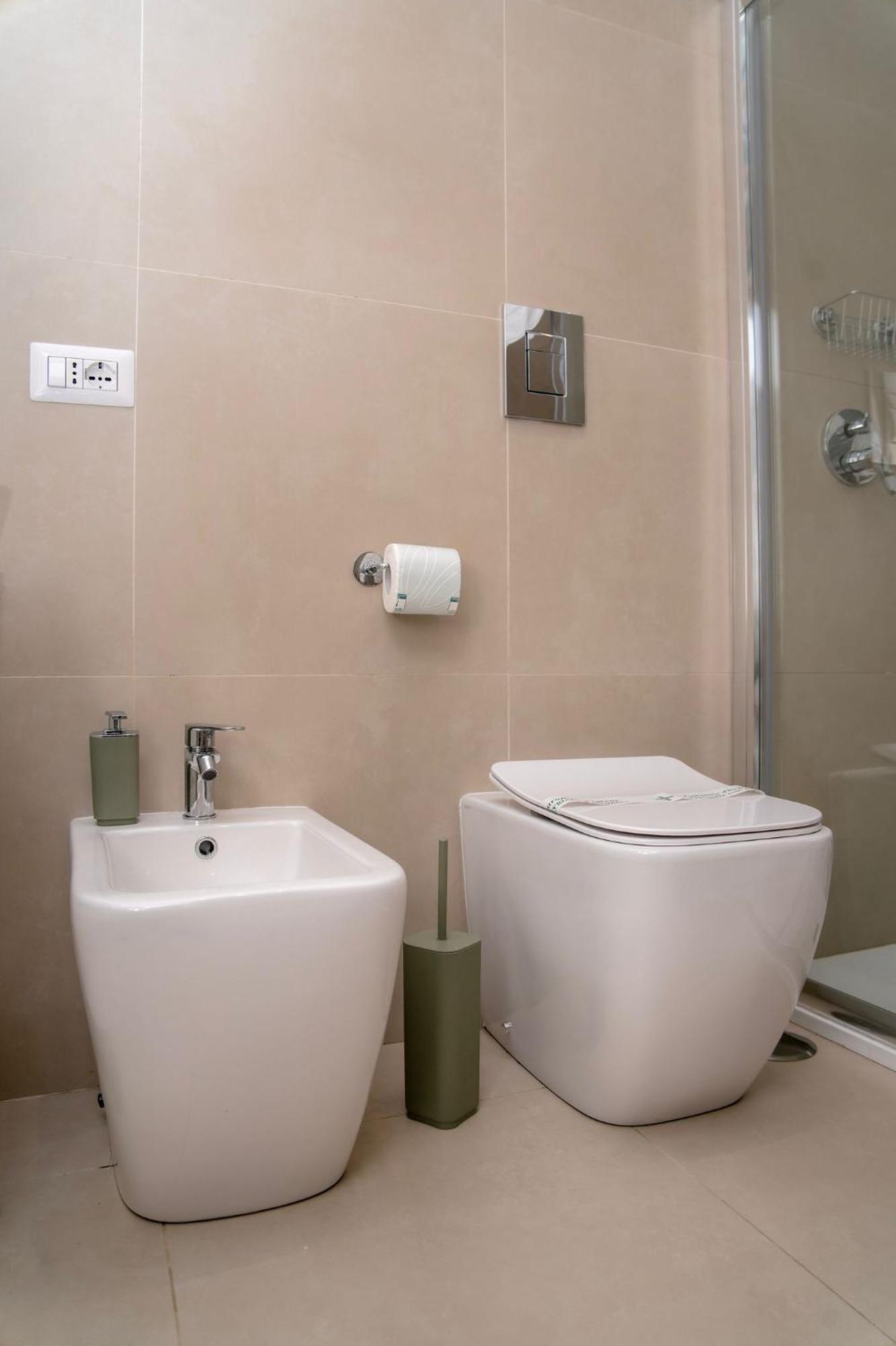 Domus Carmela Bed and Breakfast Napels Buitenkant foto