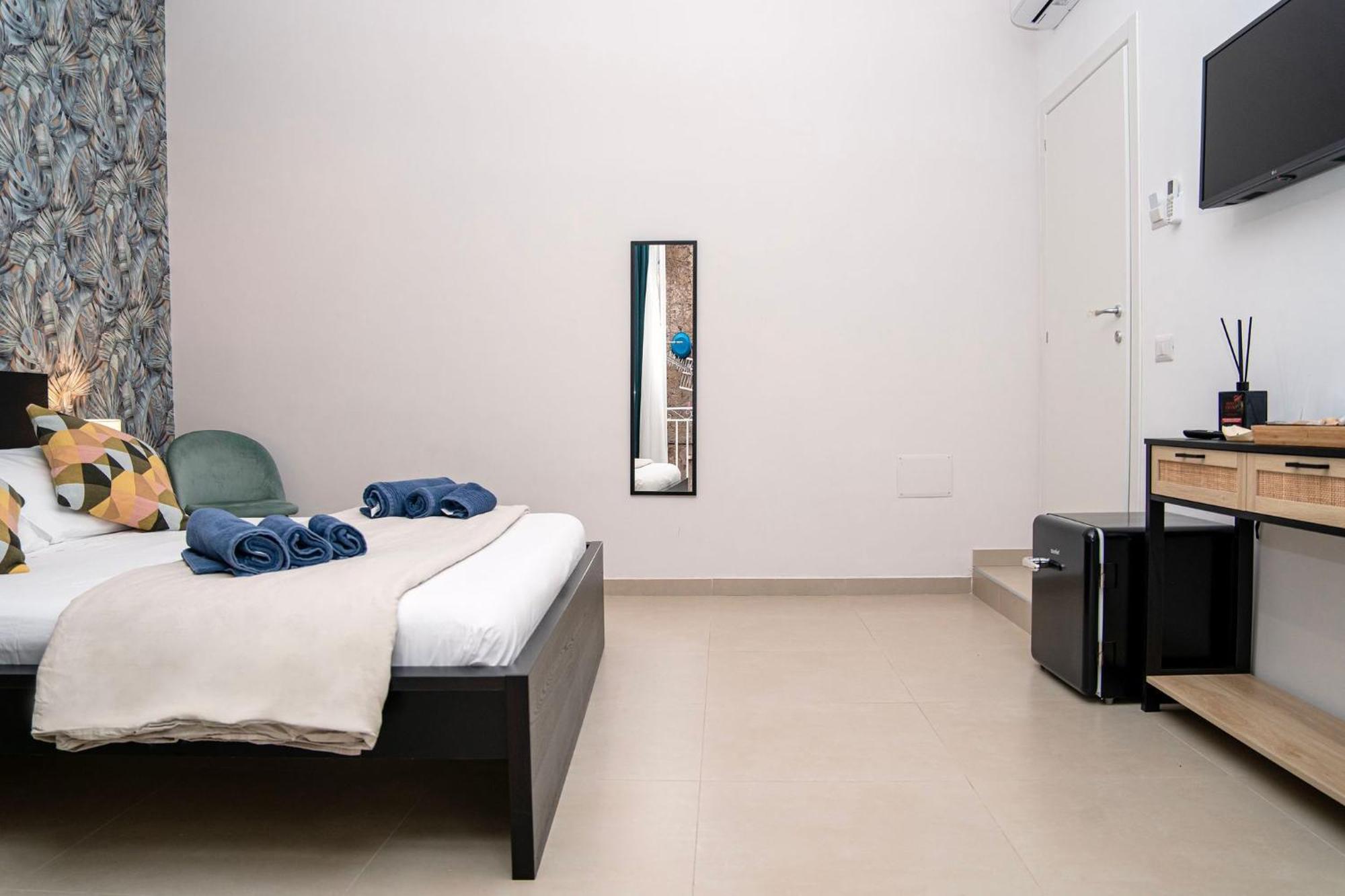Domus Carmela Bed and Breakfast Napels Buitenkant foto